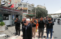 اقامه نماز ظهر و عصر عاشورا با مشارکت شهرداری قم در هسته مرکزی شهر