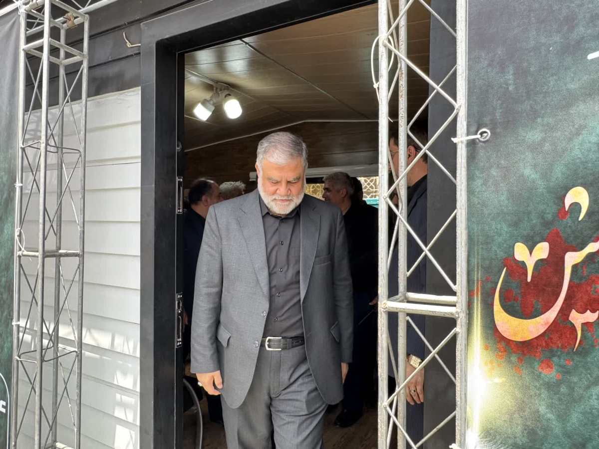 بازدید میدانی شهردار قم از روند خدمت رسانی به عزاداران حسینی در ظهر عاشورا 