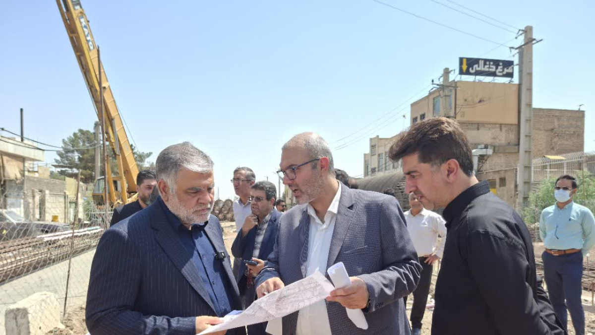بازدید شهردار قم از پروژه‌های عمرانی با رویکرد «اول مردم»