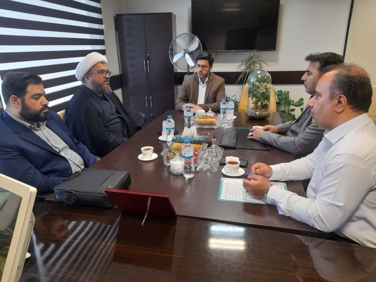 جلسه ویژه بررسی راهکارهای توسعه تعاملات فرهنگی مدیریت شهری قم با مسجد مقدس جمکران 