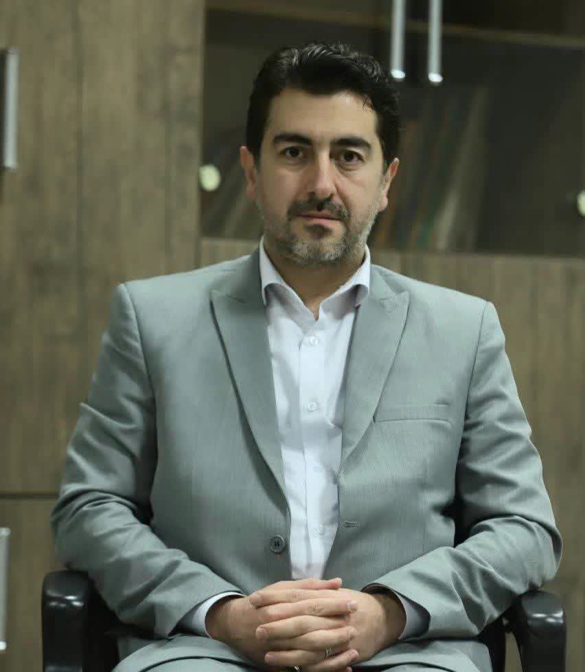 اکران گسترده تبلیغات محیطی در سطح شهر قم/برپایی پویش «۱۵۰۰ سال مهربانی» همزمان با هفته وحدت