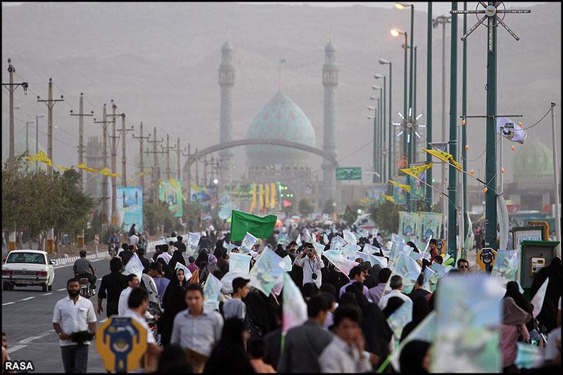 برپایی غرفه مایحتاج زائران نیمه شعبان در پارکینگ 4 مسجد جمکران