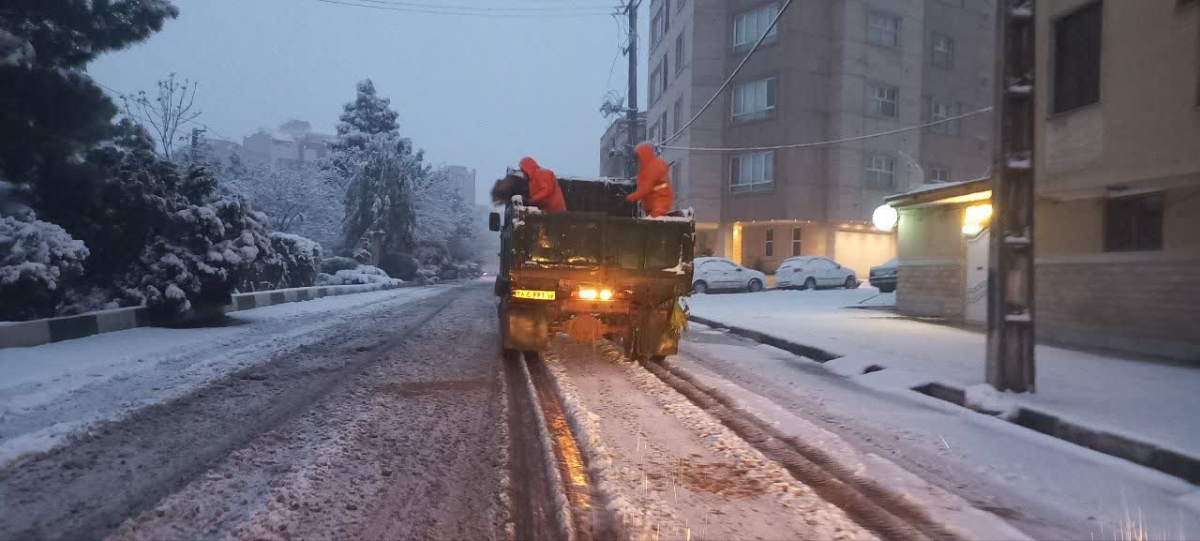 آماده‌باش ۳۰۰۰ نیرو و ۲۷۰ خودروی خدمات شهری شهرداری قم