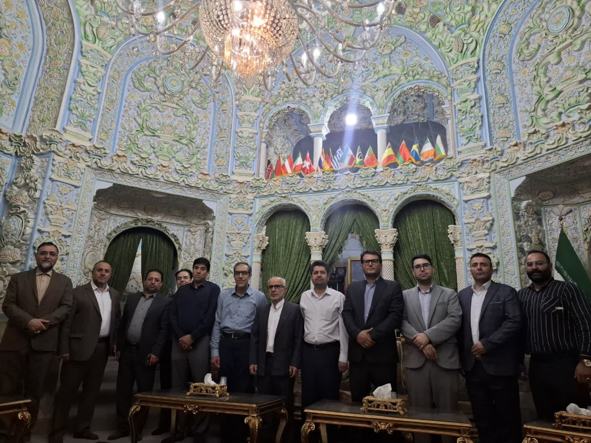 قم میزبان  نشست کارگروه تخصصی آرامستان‌های کشور شد