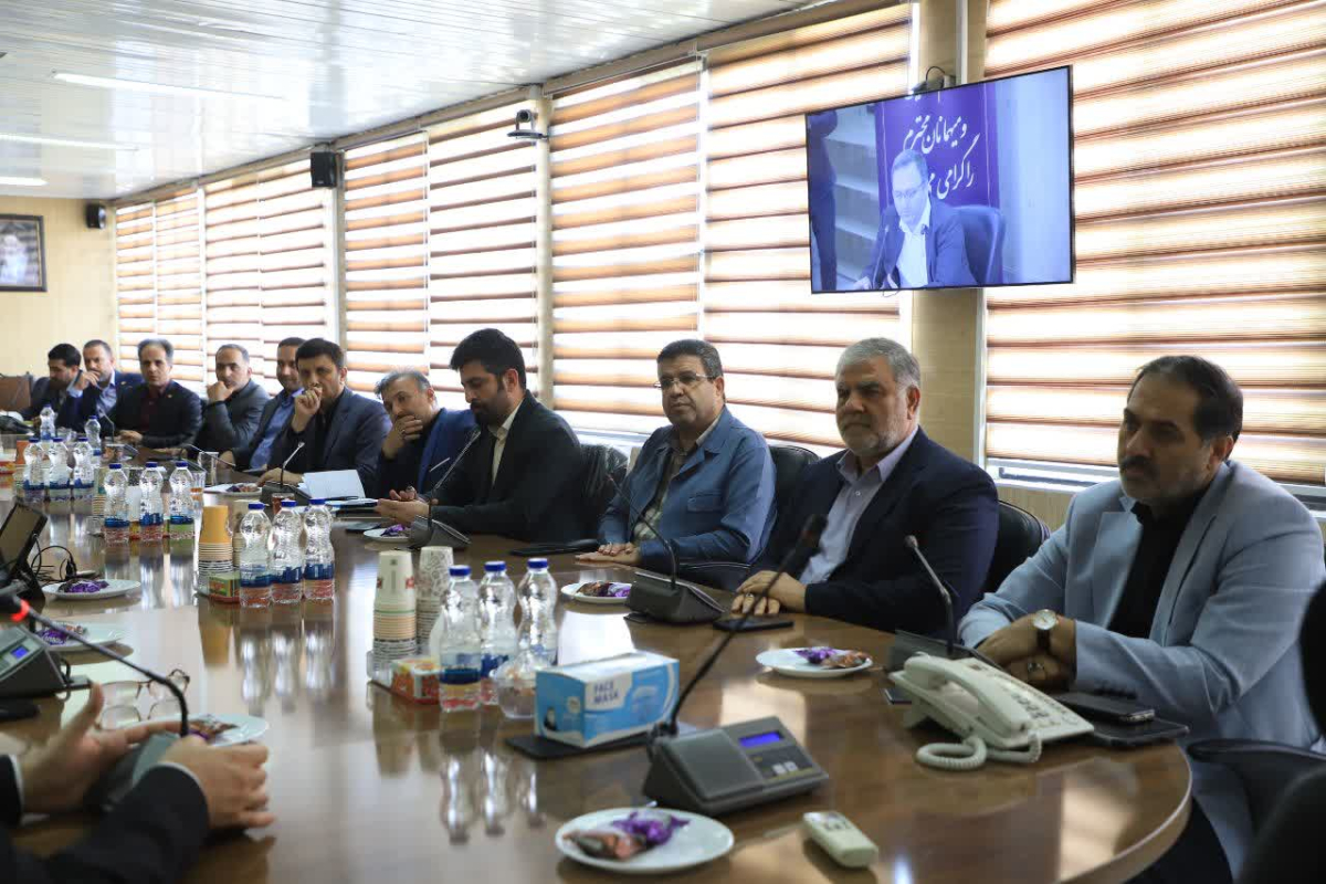 بازدید شهردار قم از شرکت واگن پارس اراک 