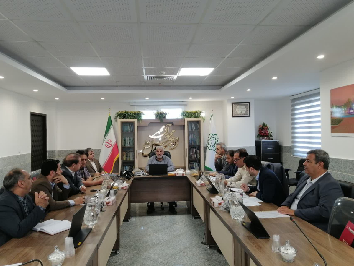 مدیر منطقه هشت شهرداری قم عنوان کرد: ارتقای کمی و کیفی خدمات‌دهی در شهر نیازمند همکاری شهروندان در تحقق درآمدهای شهرداری است