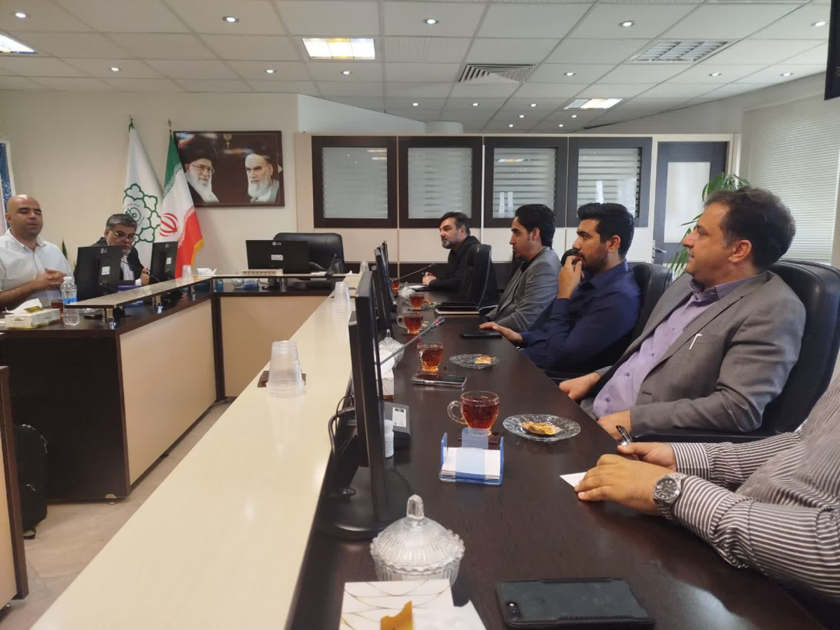 گام جدید سازمان ساماندهی مشاغل شهری شهرداری قم برای هوشمندسازی پرداخت‌های مالی
